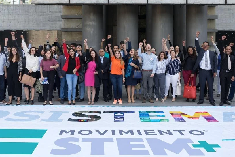 Comunidad del Ecosistema Movimiento STEM+ reunida