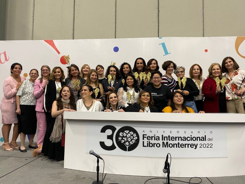 Pacto por las mujeres y entrega de reconocimientos