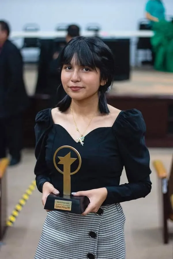 Alumna del Conalep gana permio National Student Prize México 2022