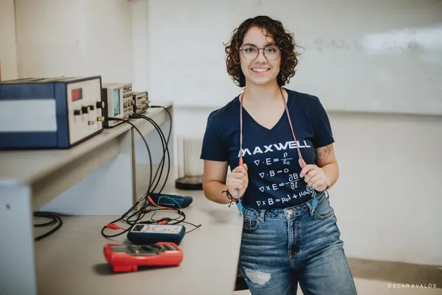 Sara Gallegos, la morra científica que quiere que las niñas estudien ciencias